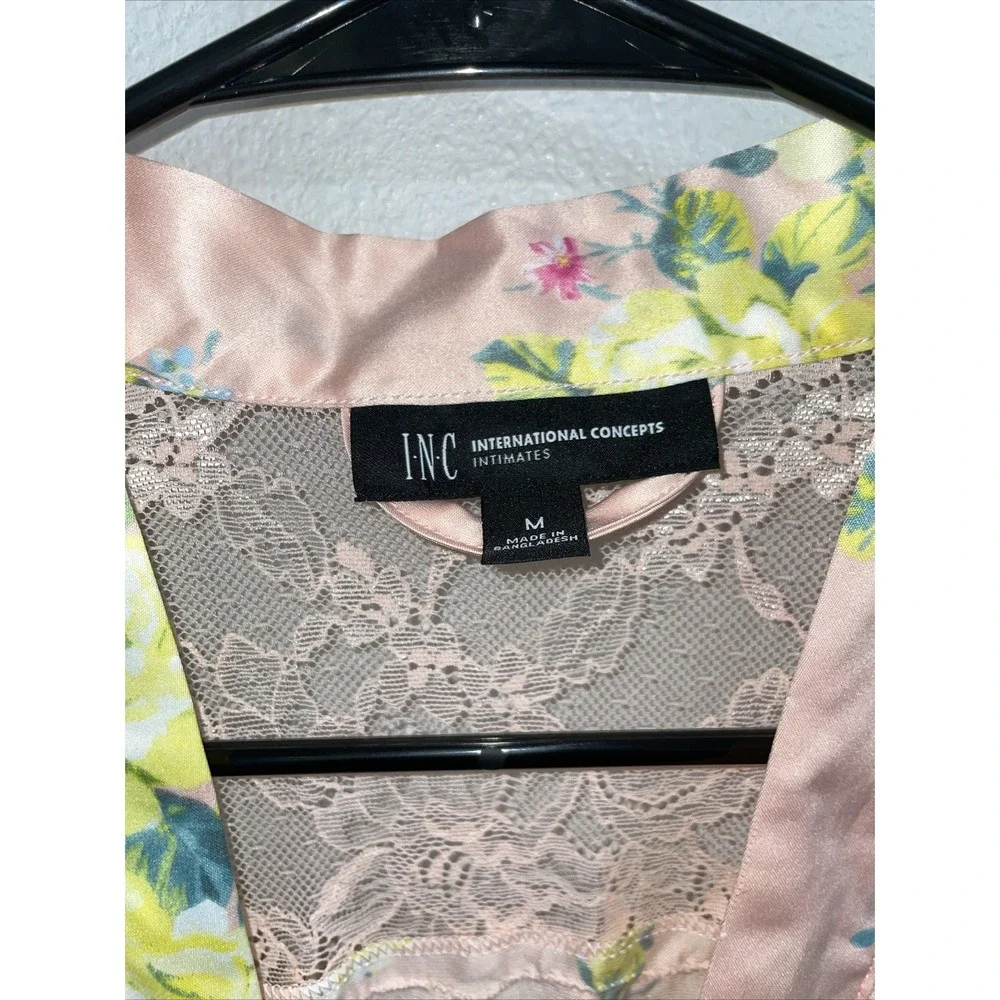 INC Women's Belted Floral Robe,‎ Pink Floral Size M